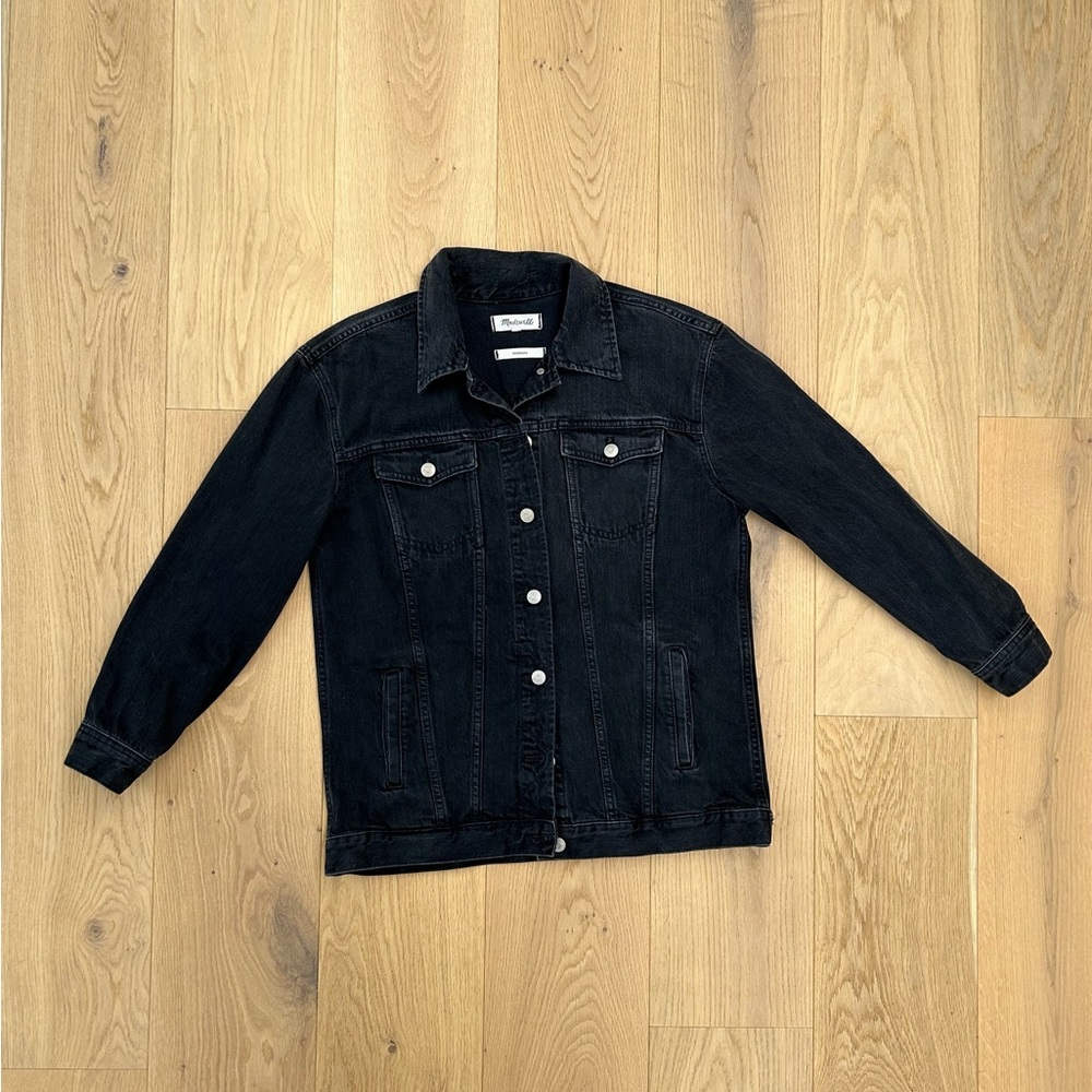 Washed black, oversized denim jacket from Madewell. Size medium.